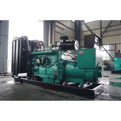 200kw康沃柴油發電機組-康沃6缸柴油機KW13G310D2柴油發電機組,缸徑/行程：135/150mm,柴油發電機組水冷發動機功率227KW,柴油發電機組配套馬拉松斯坦福發電機。廠價直銷歡迎選購：13773399855。